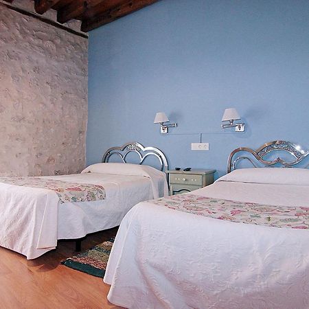 Hotel Rural Los Abuelos Montemayor de Pililla Екстериор снимка