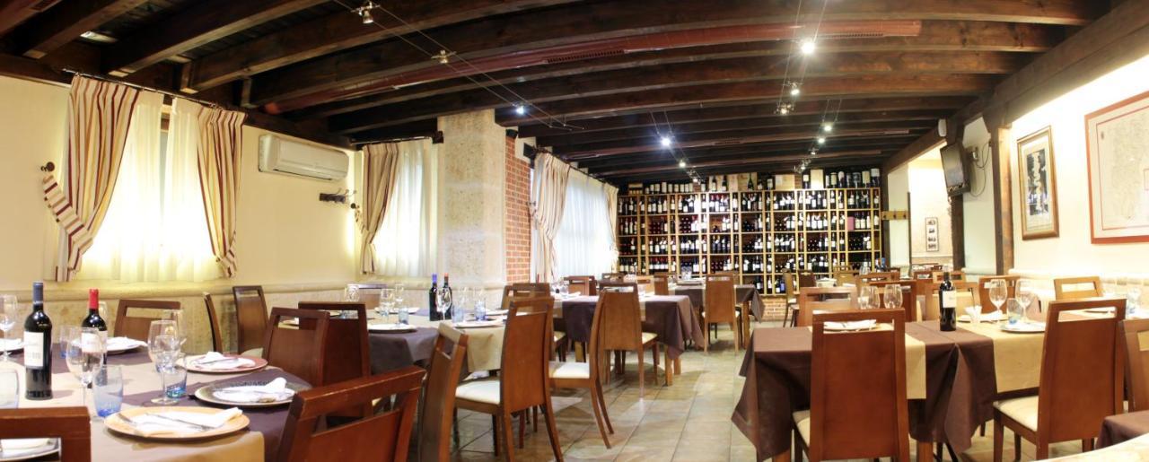 Hotel Rural Los Abuelos Montemayor de Pililla Екстериор снимка