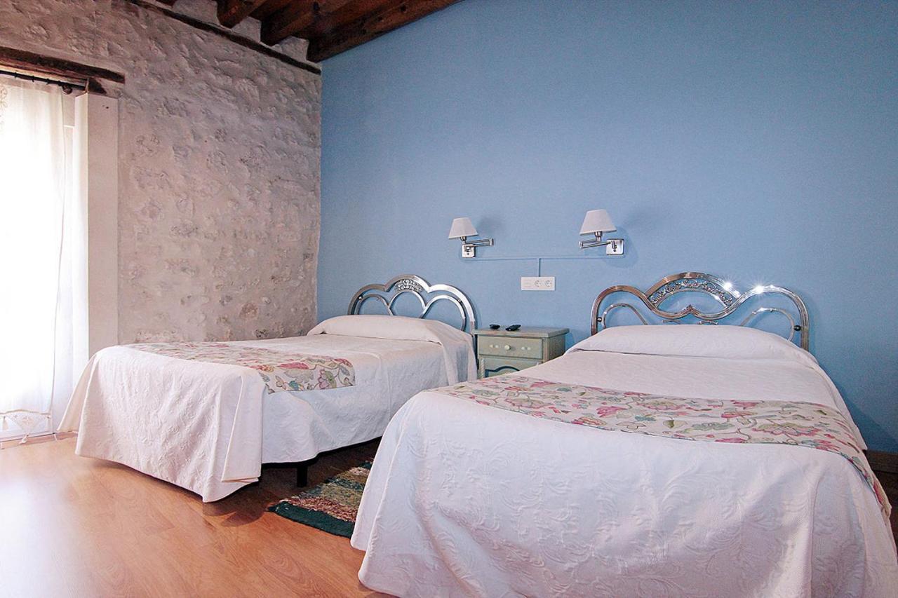 Hotel Rural Los Abuelos Montemayor de Pililla Екстериор снимка